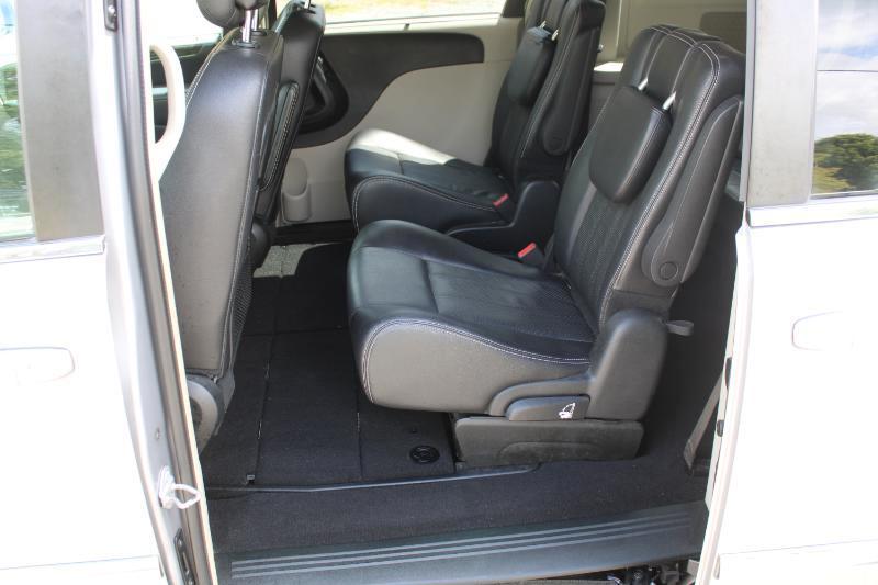 Chrysler Town & Country Touring-L 2015