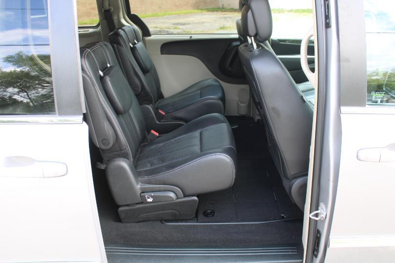 Chrysler Town & Country Touring-L 2015