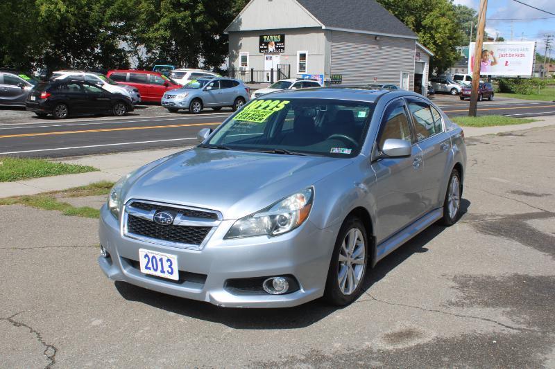 Subaru Legacy 2.5i Limited 2013