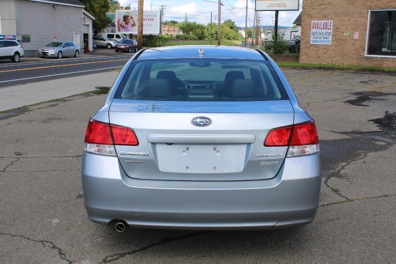 Subaru Legacy 2.5i Limited 2013