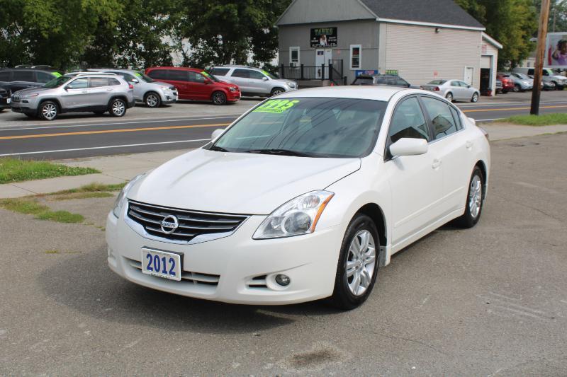 Nissan Altima 2.5 2012