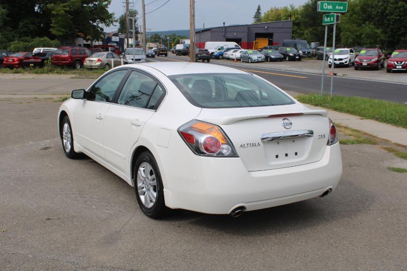 Nissan Altima 2.5 2012