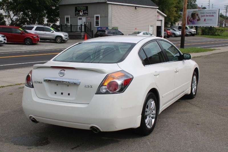 Nissan Altima 2.5 2012