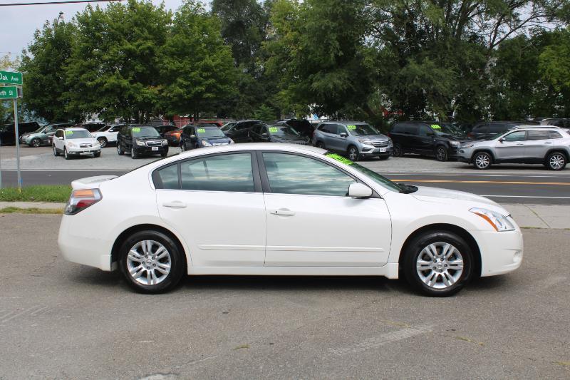 Nissan Altima 2.5 2012
