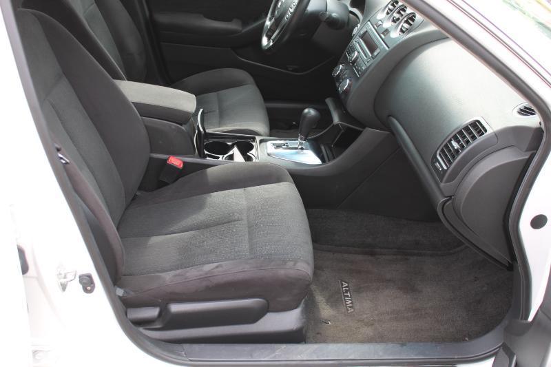 Nissan Altima 2.5 2012