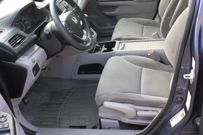 Honda CR-V EX 4WD 5-Speed AT 2012