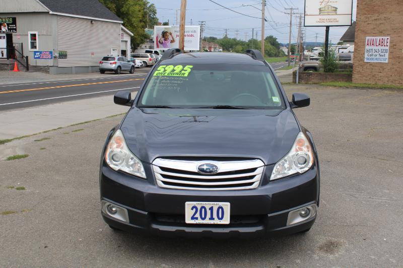 Subaru Outback 2.5i Premium 2010