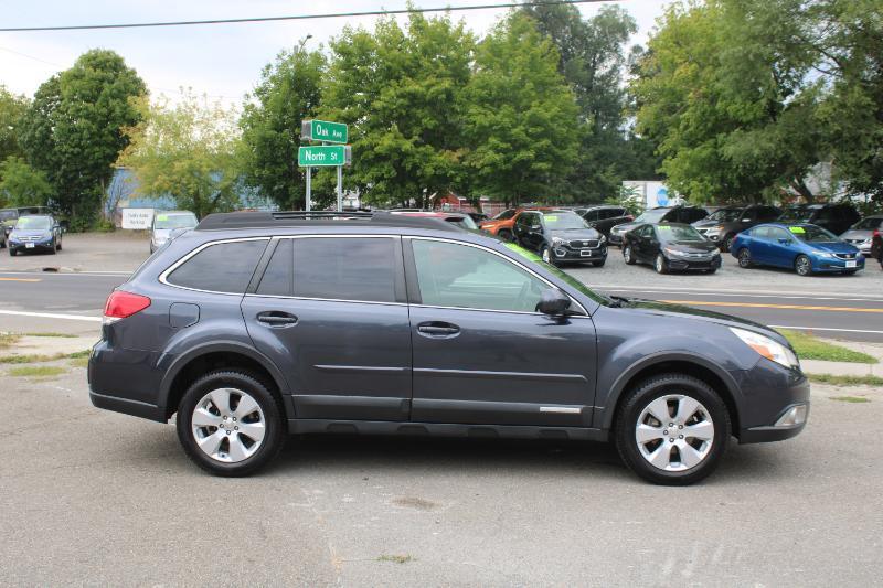 Subaru Outback 2.5i Premium 2010