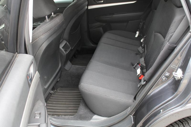 Subaru Outback 2.5i Premium 2010