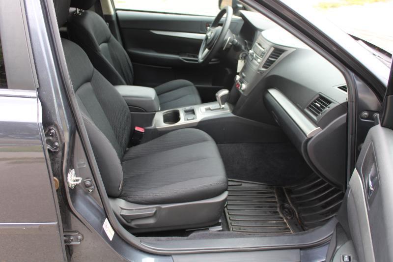 Subaru Outback 2.5i Premium 2010