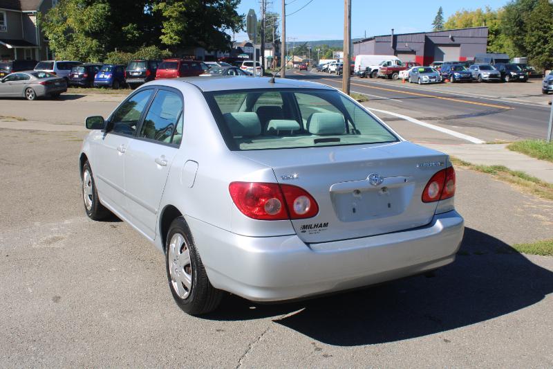 Toyota Corolla LE 2007