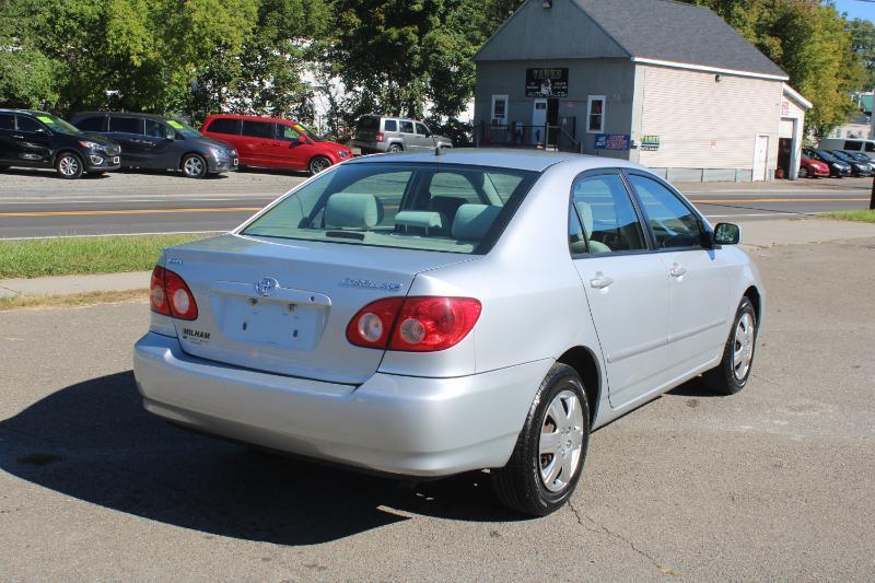 Toyota Corolla LE 2007