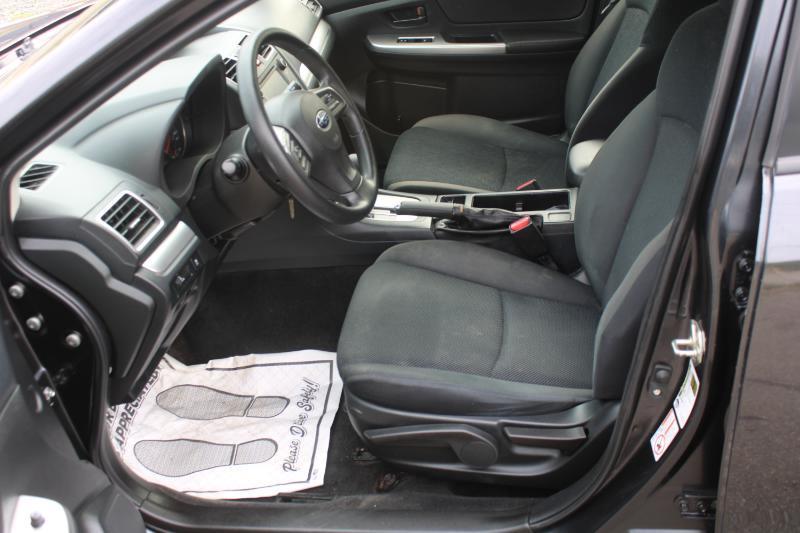Subaru Impreza 2.0i PZEV CVT 5-Door 2015