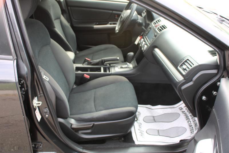 Subaru Impreza 2.0i PZEV CVT 5-Door 2015