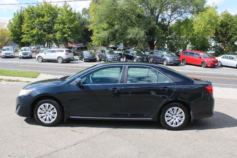Toyota Camry LE 2012