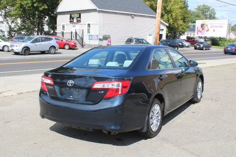 Toyota Camry LE 2012