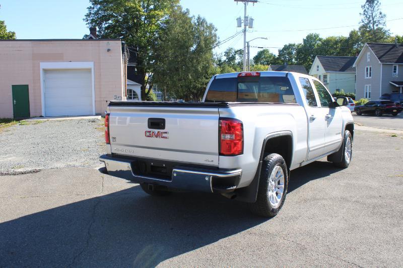 GMC Sierra 1500 SLE Double Cab 4WD 2016
