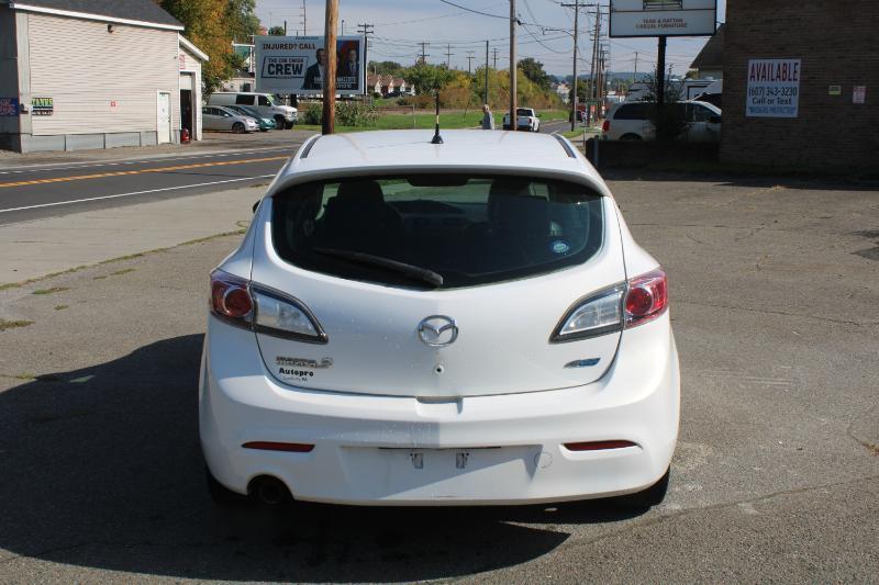 Mazda MAZDA3 I Grand Touring 5-Door 2012
