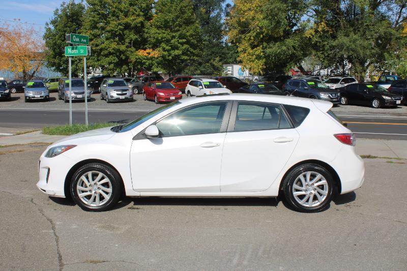 Mazda MAZDA3 I Grand Touring 5-Door 2012