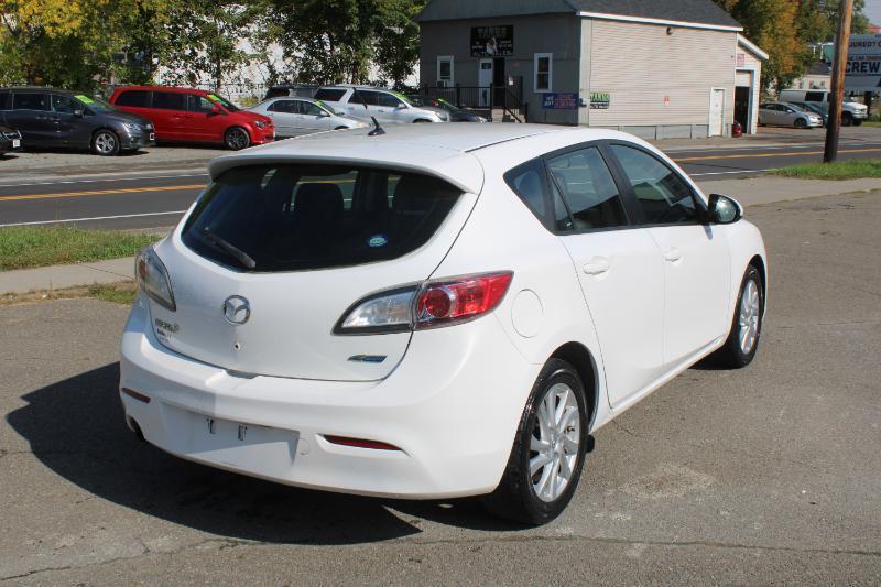 Mazda MAZDA3 I Grand Touring 5-Door 2012