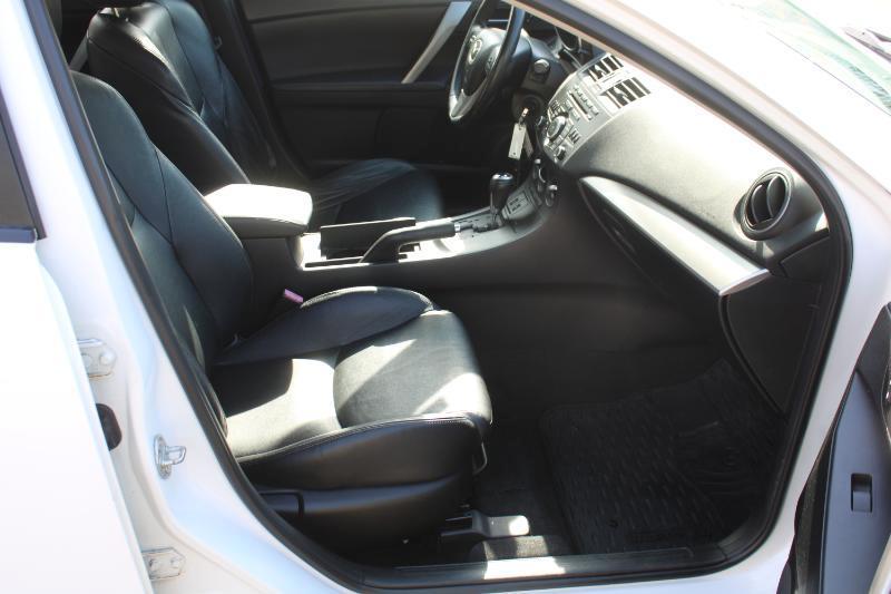 Mazda MAZDA3 I Grand Touring 5-Door 2012
