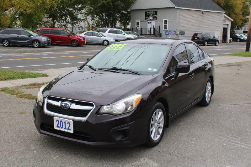 Subaru Impreza Premium 4-Door w/All Weather Package 2012