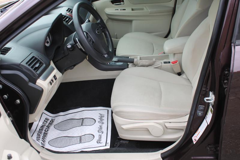 Subaru Impreza Premium 4-Door w/All Weather Package 2012