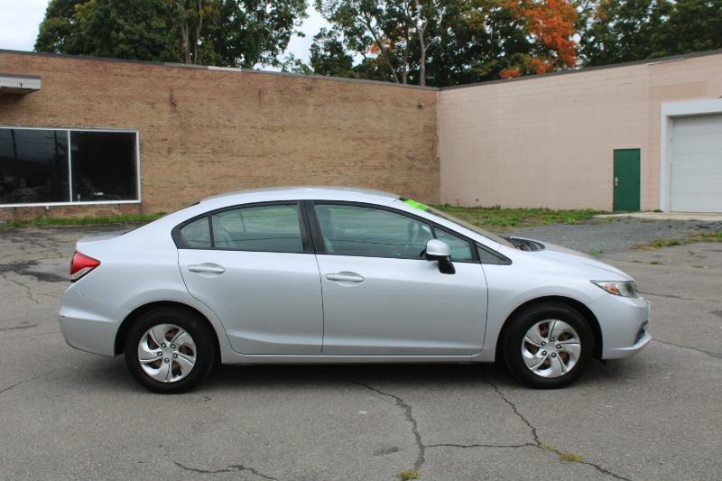 Honda Civic LX Sedan 5-Speed AT 2013