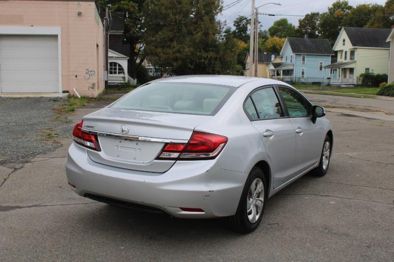 Honda Civic LX Sedan 5-Speed AT 2013