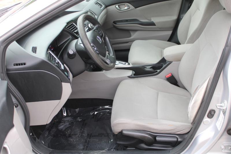 Honda Civic LX Sedan 5-Speed AT 2013
