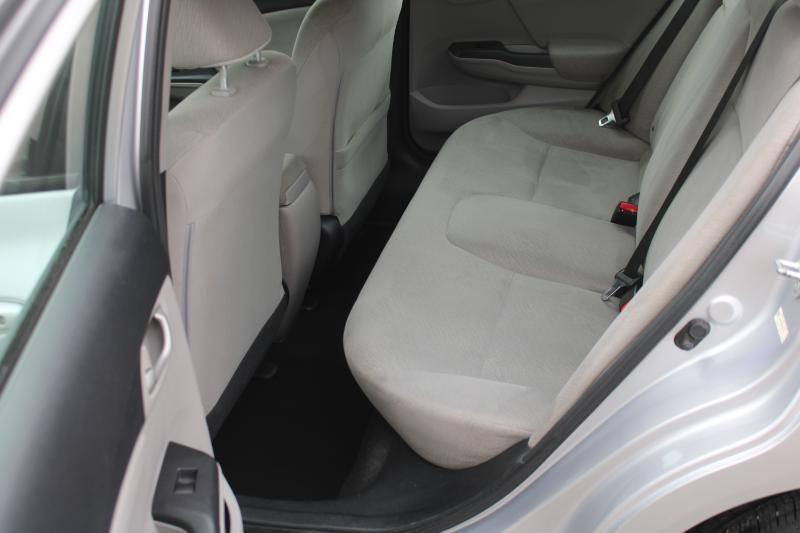 Honda Civic LX Sedan 5-Speed AT 2013