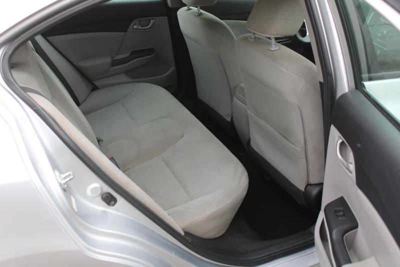 Honda Civic LX Sedan 5-Speed AT 2013