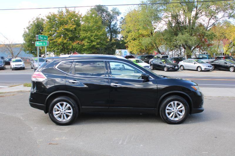 Nissan Rogue SV AWD 2016