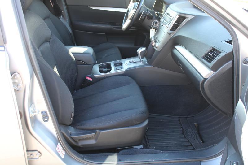 Subaru Outback 2.5i Premium 2010