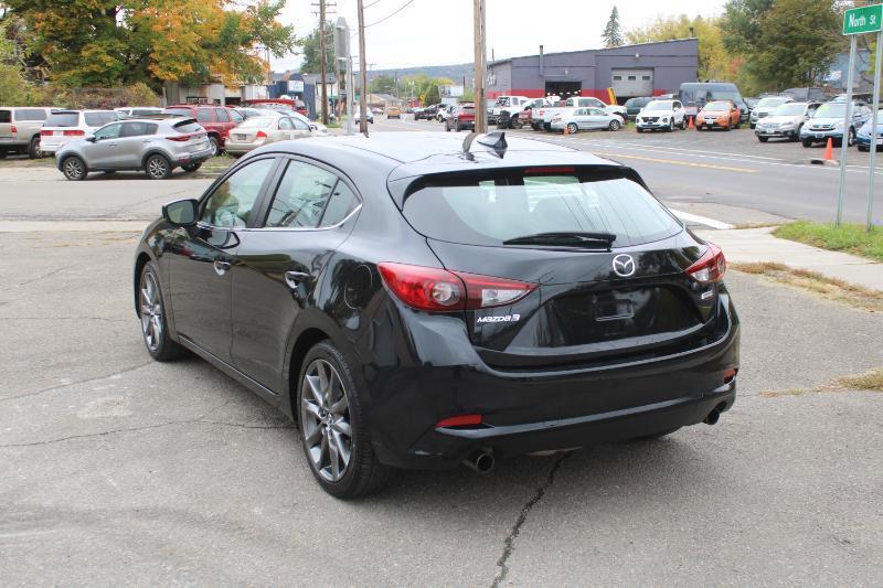 Mazda MAZDA3 s Grand Touring AT 5-Door 2018