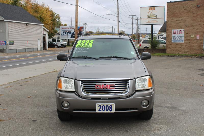 GMC Envoy SLE-1 4WD 2008