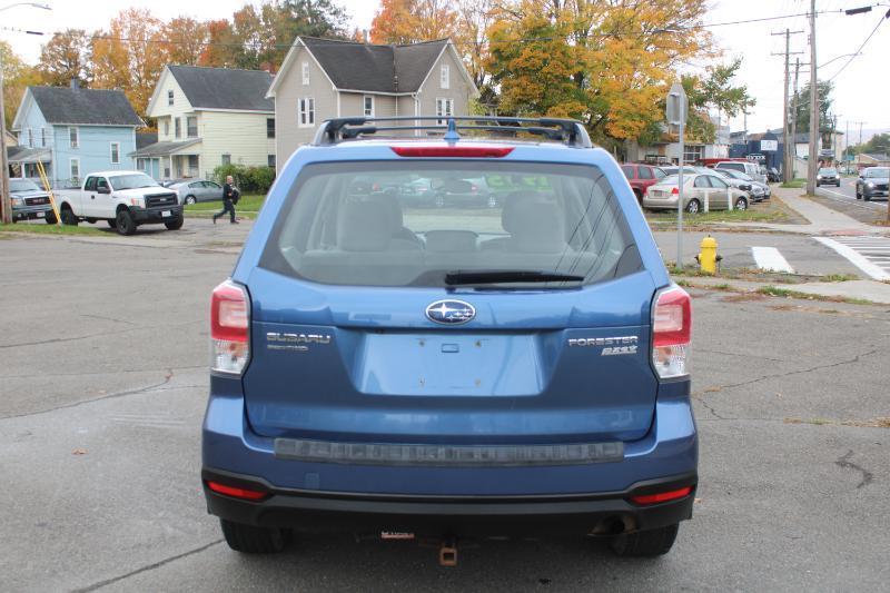 Subaru Forester 2.5i Premium PZEV CVT 2017