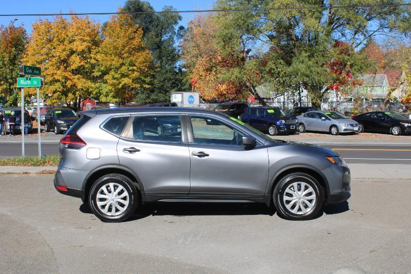 Nissan Rogue S AWD 2018