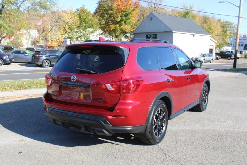 Nissan Pathfinder SL 4WD 2020