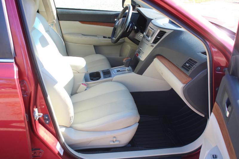 Subaru Outback 2.5i Limited 2013