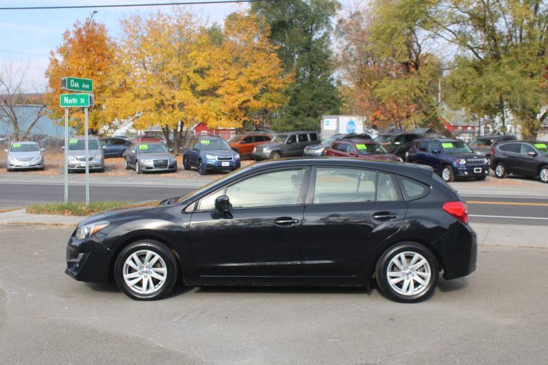 Subaru Impreza 2.0i Premium PZEV 5-Door 2016