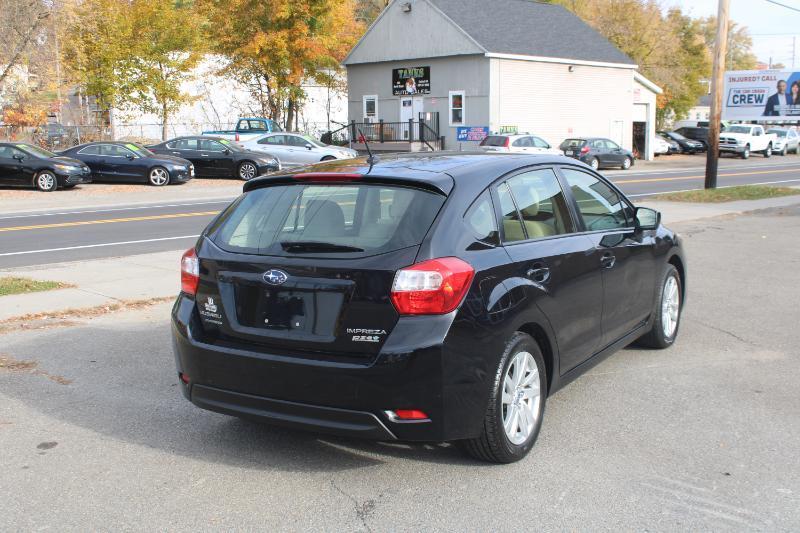 Subaru Impreza 2.0i Premium PZEV 5-Door 2016