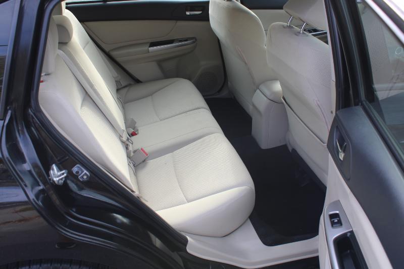 Subaru Impreza 2.0i Premium PZEV 5-Door 2016