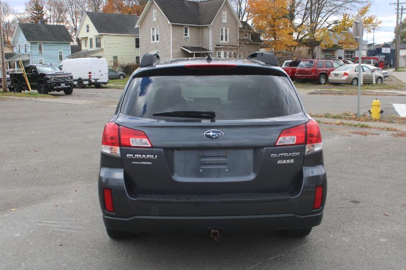 Subaru Outback 2.5i Limited 2013