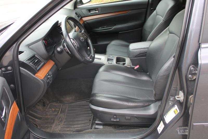 Subaru Outback 2.5i Limited 2013