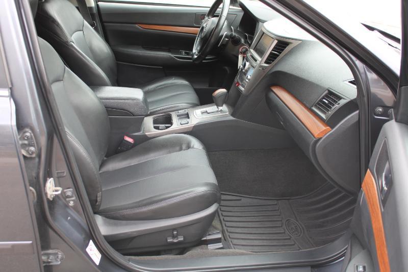 Subaru Outback 2.5i Limited 2013