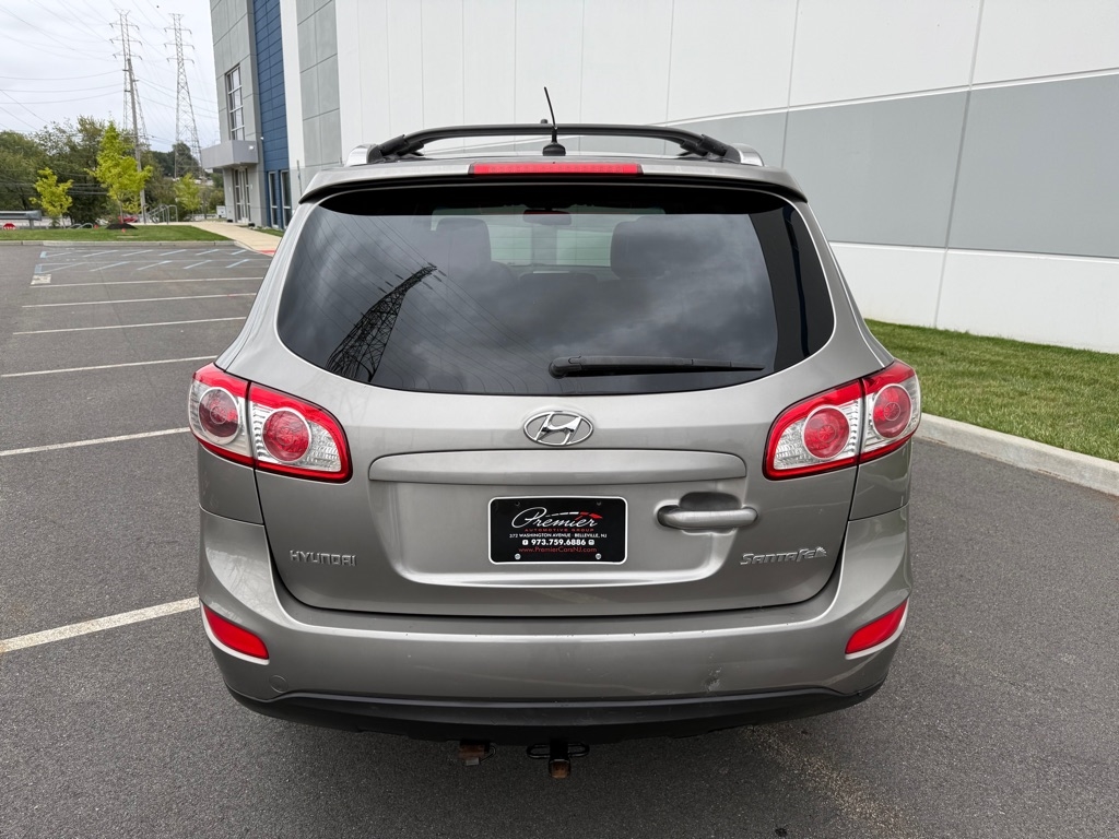Hyundai Santa Fe SE 3.5 FWD 2011 Hyundai Santa Fe SE 3.5 FWD 2011