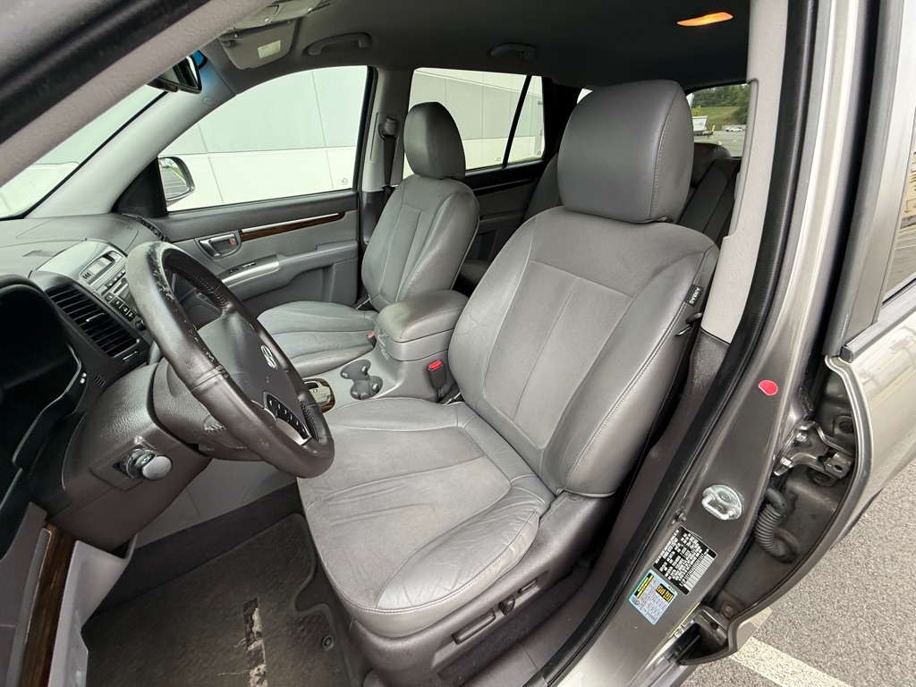 Hyundai Santa Fe SE 3.5 FWD 2011 Hyundai Santa Fe SE 3.5 FWD 2011