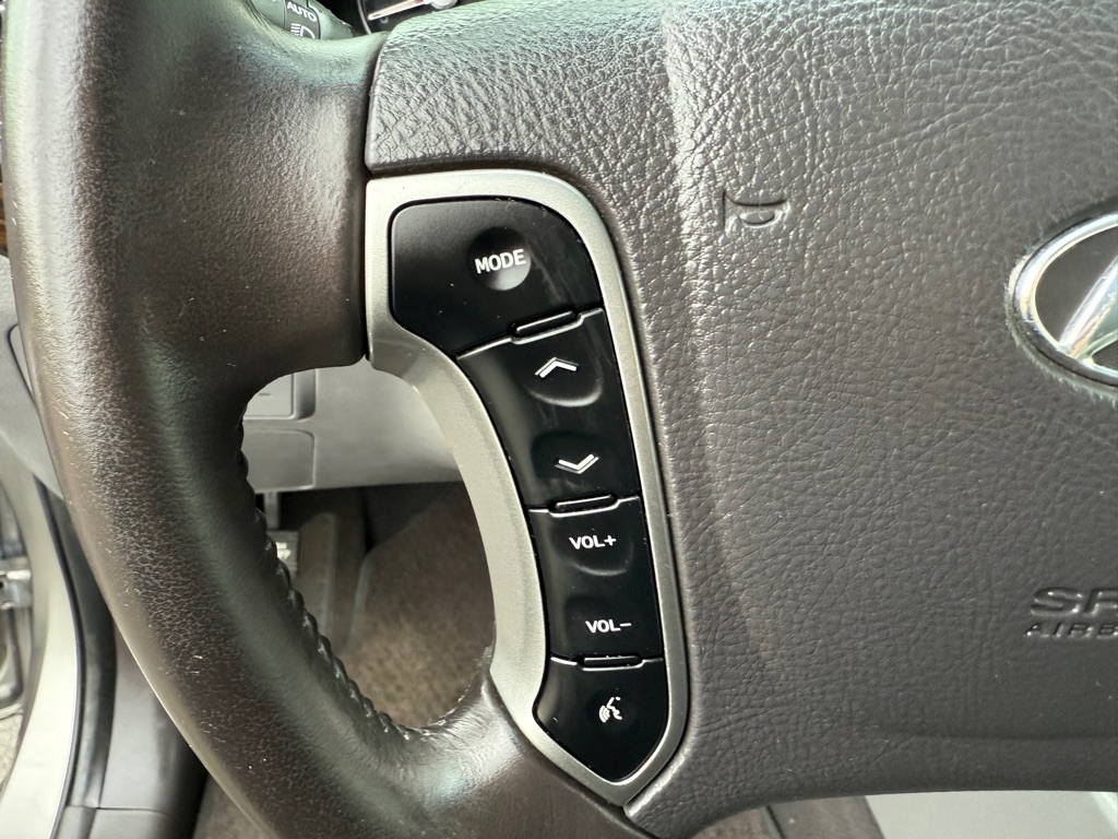 Hyundai Santa Fe SE 3.5 FWD 2011 Hyundai Santa Fe SE 3.5 FWD 2011