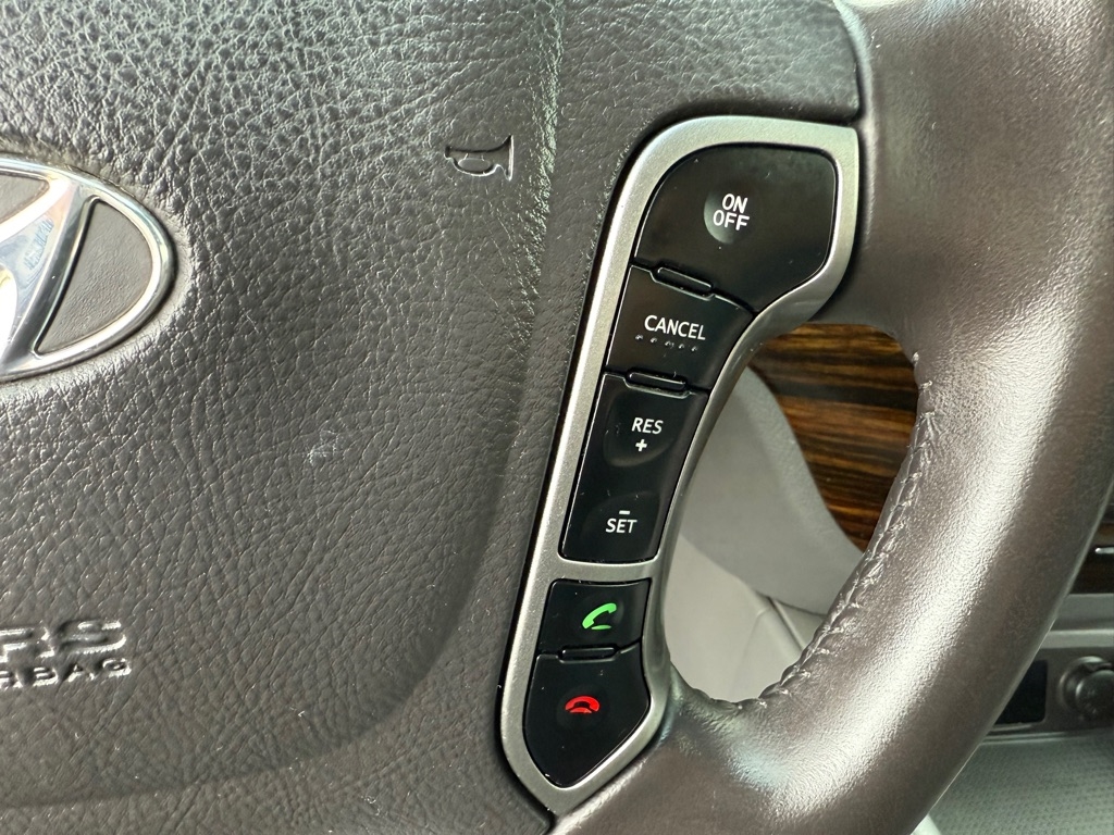 Hyundai Santa Fe SE 3.5 FWD 2011 Hyundai Santa Fe SE 3.5 FWD 2011